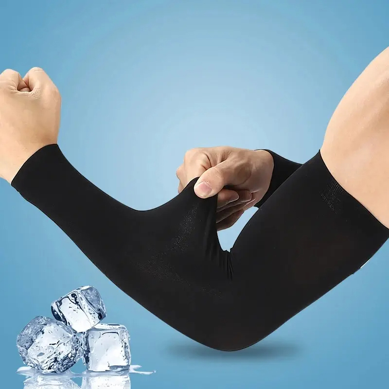 Manicotti sportivi in seta di  - Outdoor Sport Gear recensione e prezzo